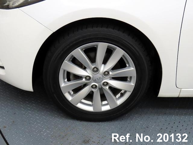  Kia / K3 Stock No. 20132